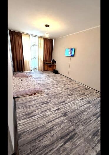 4 гор болница квартира: 2 комнаты, 43 м², 104 серия, 4 этаж — 1