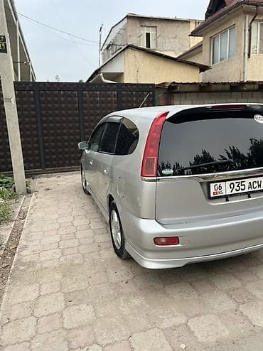 mini cuper: Honda Stream: 2001 г., 2 л, Автомат, Бензин, Минивэн — 5