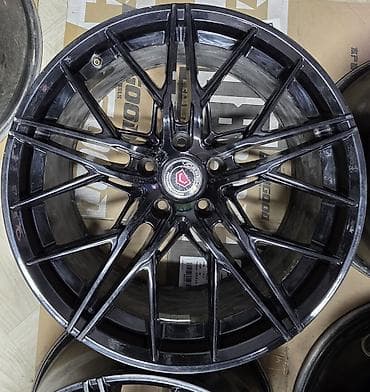 vossen r18: Литые Диски R 19 Vossen, Комплект, отверстий - 5, Б/у — 4