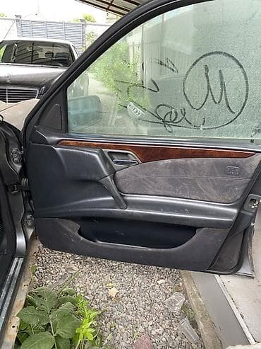 мереке авто: Mercedes-Benz E-Class: 1998 г., Автомат, Бензин, Седан — 9