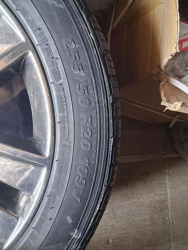 резина 16 с: Колесо в сборе: литой хромированный диск + шина Kumho Crugen HP71 — 2