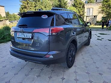авто в такси: Toyota RAV4: 2018 г., 2.5 л, Автомат, Бензин, Кроссовер — 5