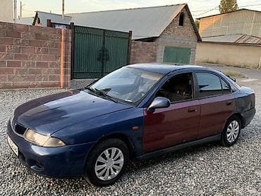 Унаа сатуу: Mitsubishi Carisma: 1998 г., 1.8 л, Кол менен иштөөчү, Бензин, Седан — 3
