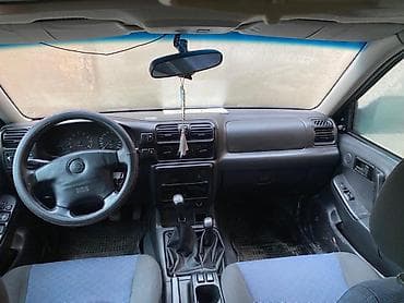 Транспорт: Opel Frontera: 2002 г., 3.2 л, Механика, Бензин, Универсал — 10