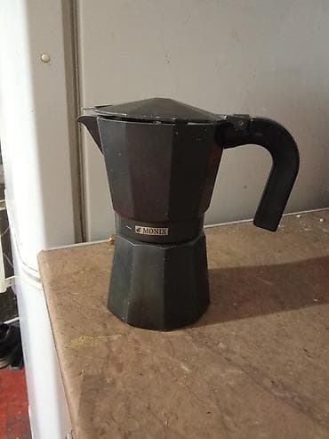 кофеварка механическая: Кофеварка, кофемашина — 1