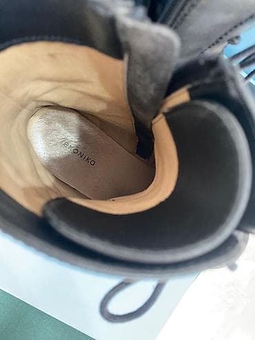 Женская обувь: Сапоги демисезонные,натуральная кожа.не долго носила.куплена в — 2