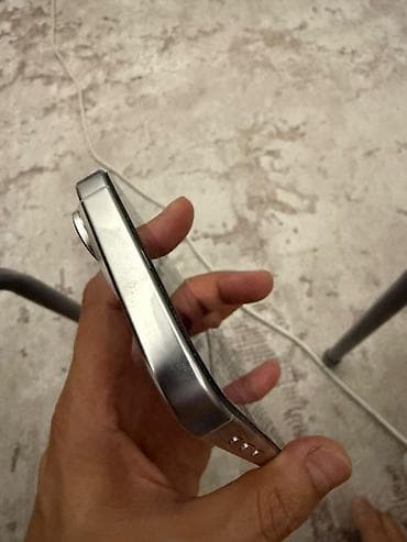 iphone 16 бу: IPhone 16 Pro, Б/у, 256 ГБ, Чехол, Защитное стекло, Кабель, 100 % — 4