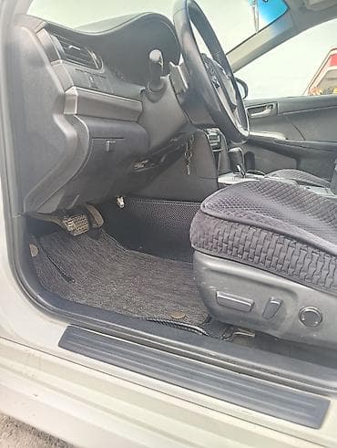 вложений: Toyota Camry: 2013 г., 2.5 л, Автомат, Бензин, Седан — 8