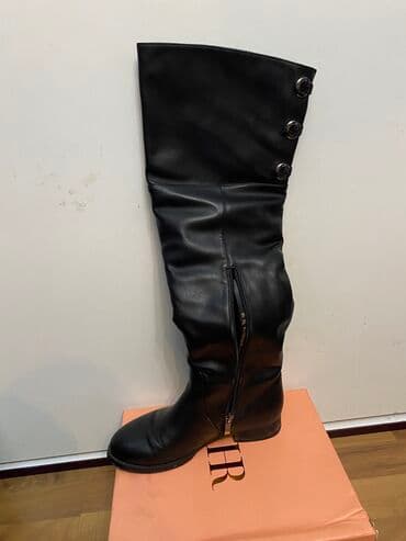 Атайын кийим: Продаю сапоги, практически новый. Одевала 2 раза. Теплые — 2