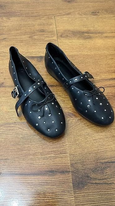 Балетки ZARA, модель с ремешком через подъём. - Цвет: чёрный - Верх — 1