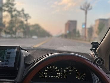 lx 470: Toyota Ipsum: 2001 г., 2 л, Автомат, Бензин, Минивэн — 7