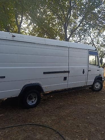 двигатель д4д: Mercedes-Benz : 1995 г., 4 л, Механика, Дизель, Фургон — 5