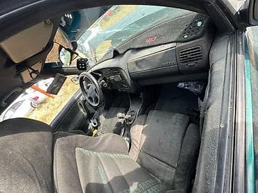 разбитые авто: Volkswagen Golf: 2026 г., Хэтчбэк — 9