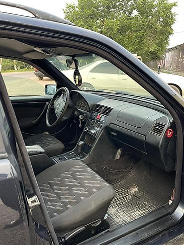 Продажа авто: Mercedes-Benz C-Class: 1998 г., 1.8 л, Автомат, Бензин, Универсал — 7