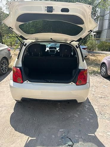 генератор на ист: Toyota Ist: 2004 г., 1.3 л, Автомат, Бензин, Хэтчбэк — 8