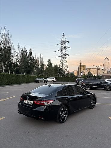 trd pro: Toyota Camry: 2018 г., Автомат, Бензин, Седан — 4