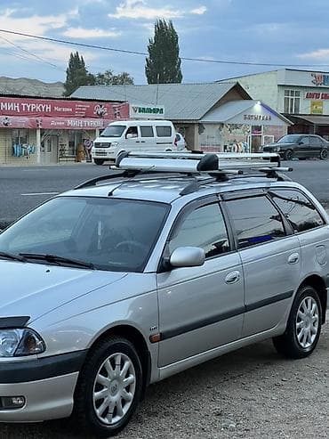 Toyota Avensis: 2002 г., 1.8 л, Механика, Бензин, Универсал at lalafo.kg Toyota Avensis: 2002 г., 1.8 л, Механика, Бензин, Универсал