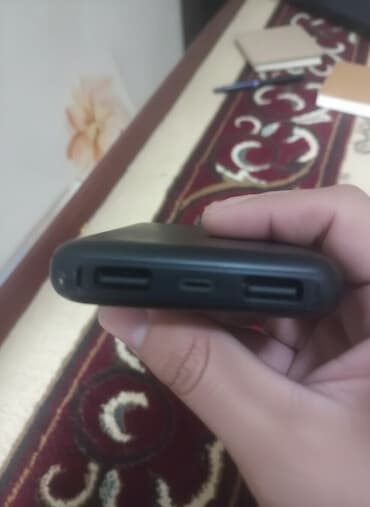 внешний аккумулятор для телефона: Внешний аккумулятор (power bank), компактный и тонкий, в матовом — 1