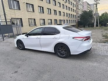 Toyota: Toyota Camry: 2018 г., 2.5 л, Автомат, Гибрид, Седан — 2