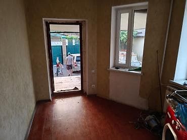 продаю коттедж каприз: Сдаётся просторный двухэтажный дом с мансардным уровнем. - — 10