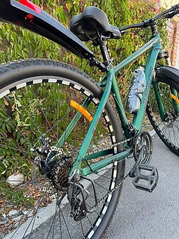 29 дюймов: 🚲 **Характеристики велосипеда:** 🔹 **Алюминиевая рама** — лёгкая и — 5