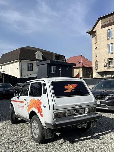 расширители колес: ВАЗ (ЛАДА) 4x4 Нива: 1989 г., 1.6 л, Механика, Бензин, Внедорожник — 4