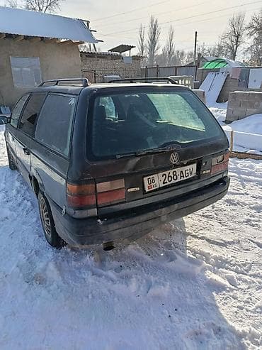 авто в такси: Volkswagen Passat: 1991 г., 1.8 л, Механика, Бензин, Универсал — 6