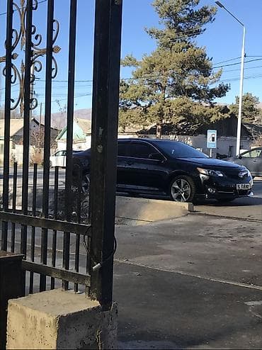 продажа фольксваген мультивен: Toyota Camry: 2012 г., 2.5 л, Автомат, Бензин, Седан — 7