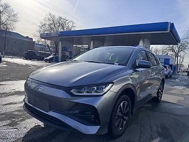 BYD: BYD E2: 2025 г., Вариатор, Электромобиль, Хэтчбэк — 1