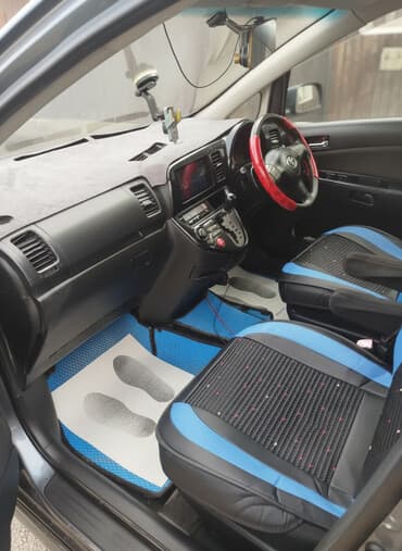 Toyota WISH: 2003 г., 1.8 л, Автомат, Бензин, Минивэн