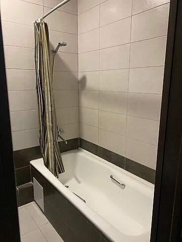 квартира сдам: 🏠 *СРОЧНО СДАЁТСЯ КВАРТИРА В АСАНБАЕ Напротив ГЛОБУСА 🛏 Полноценная — 5