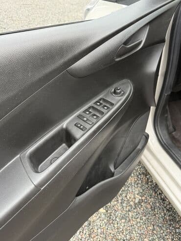 авто из кореи в наличии в бишкеке: Chevrolet Spark: 2017 г., 1 л, Вариатор, Бензиновая, Хэтчбэк — 15