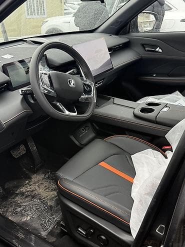 Changan: Changan Uni-Z: 2026 г., 1.5 л, Робот, Бензин, Кроссовер — 4