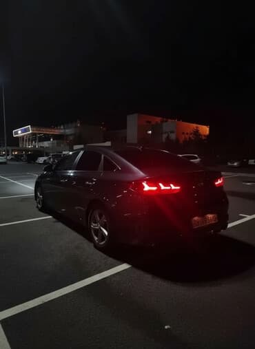 капот на аккорд: Hyundai Sonata: 2018 г., 2 л, Автомат, Газ, Седан — 14