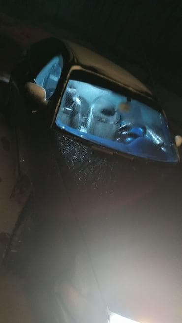 реставрация авто: Mazda 626: 1995 г., 1.9 л, Механика, Бензин, Хэтчбэк — 10