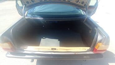 матор на ауди: Audi 100: 1988 г., 2 л, Механика, Бензин, Седан — 7