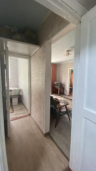 Продажа квартир: 2 комнаты, 47 м², 2 этаж, Косметический ремонт — 3