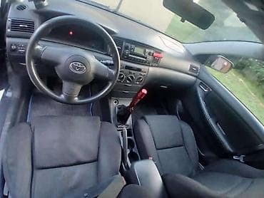 решетка авенсис: Toyota Corolla: 2004 г., 1.8 л, Механика, Бензин, Хэтчбэк — 10