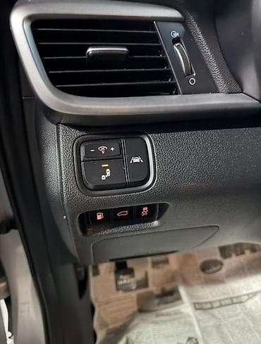 выхлопа: Kia Optima: 2020 г., 2.4 л, Автомат, Бензин, Седан — 4