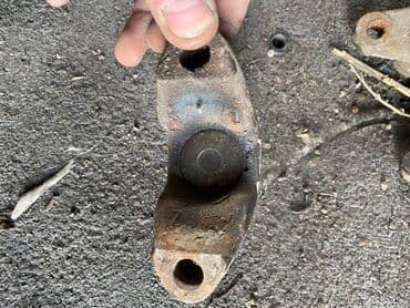 купить мицубиси паджеро спорт в бишкеке: Mitsubishi Delica ухо, Митсубиси Делика ухо. Ухо на кузов. См.Фото — 2