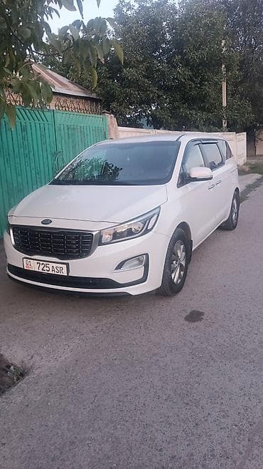 sportage 2018: Kia Carnival: 2018 г., Минивэн — 1