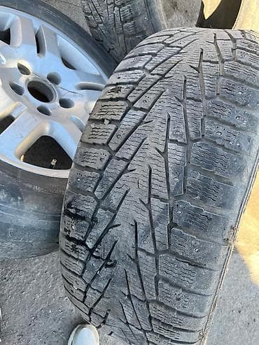 витражное стекло: Зимние шины (шипуемые) на легковой автомобиль. - Тип: зимние — 1