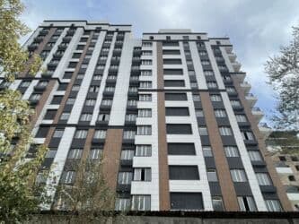 1 бөлмө, 40 м², Элитка, 2 кабат, ПСО (өзү оңдоп түзөтүп бүтүү үчүн)