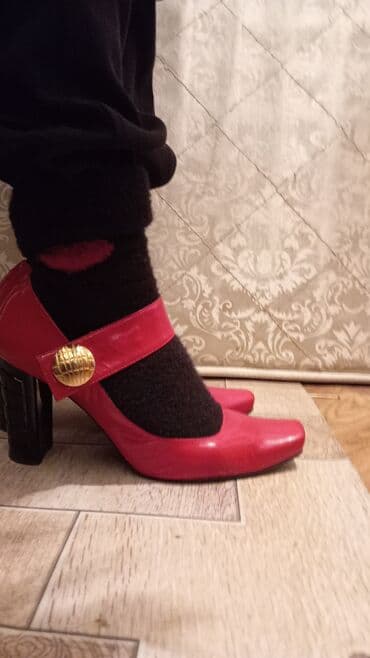 Туфли: Туфли, 38, & Other Stories, Б/у, цвет - Красный, Самовывоз — 2