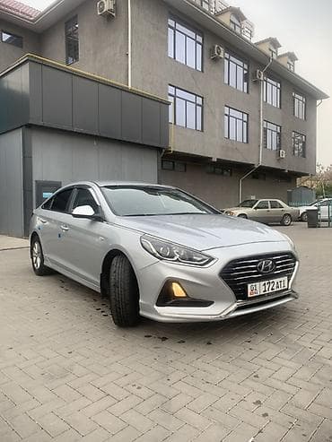 Hyundai Sonata: 2019 г., 2 л, Автомат, Газ, Седан — 3