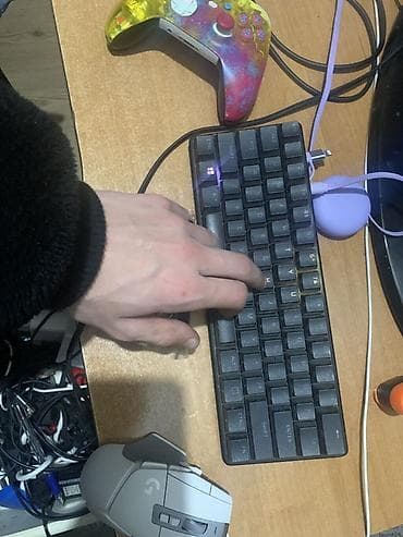 qwerty: Клавиатура, HyperX, Механическая, Проводное подключение, Размер: 60% — 2