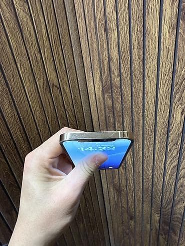 z fold 1: IPhone 12 Pro, Белый — 5