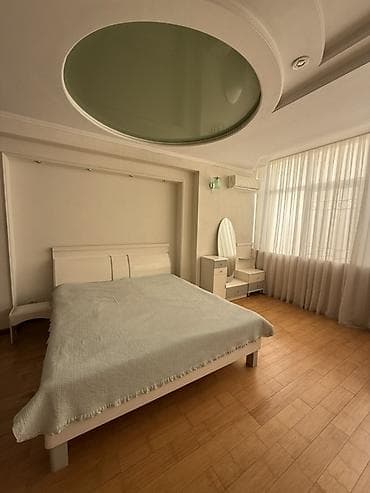 Спальный гарнитур в современном стиле, цвет — белый с серыми — 3