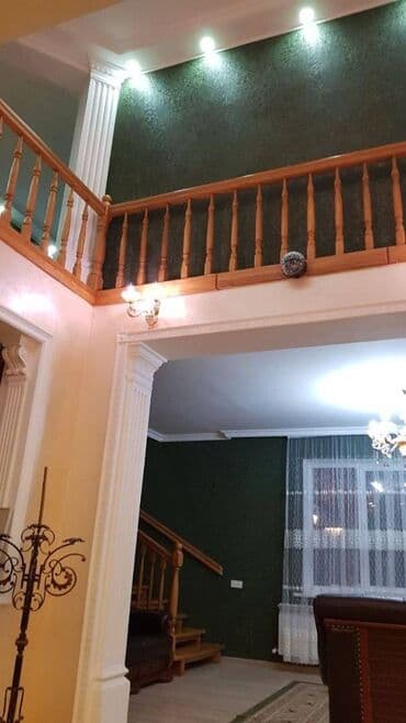 срочно продаю дом медерова карл маркс: Дом, 400 м², 8 комнат, Риэлтор — 7