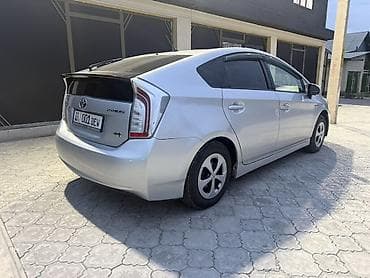 prius v: Toyota Prius: 2012 г., 1.8 л, Вариатор, Гибрид, Хэтчбэк — 5